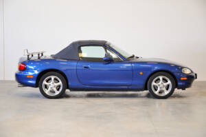Bild 47/47 von Mazda MX-5 1.8 (1999)