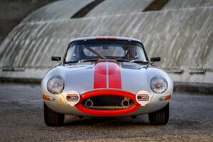 Immagine 8/50 di Jaguar E-Type 3.8 (1962)
