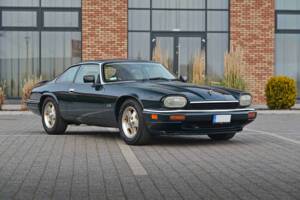 Image 14/55 de Jaguar XJS 6.0 (1994)