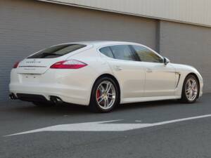 Bild 3/99 von Porsche Panamera Turbo (2009)
