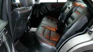 Imagen 16/40 de Mercedes-Benz 250 TD (1990)