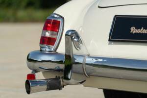 Image 31/50 of Mercedes-Benz 190 SL (1959)