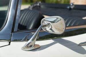 Bild 16/50 von Jaguar E-Type (1968)