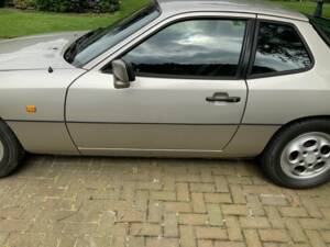Image 7/8 of Porsche 924 S (1986)