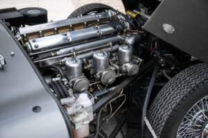 Imagen 3/42 de Jaguar E-Type 3.8 (1963)