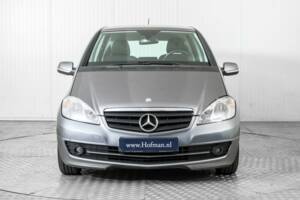 Bild 14/43 von Mercedes-Benz A 160 CDI (2010)