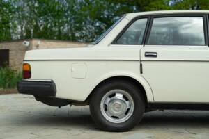Bild 17/50 von Volvo 244 GL D (1982)