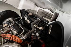 Image 49/53 de Jaguar E-Type (1970)
