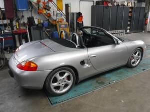 Immagine 19/37 di Porsche Boxster S (2000)