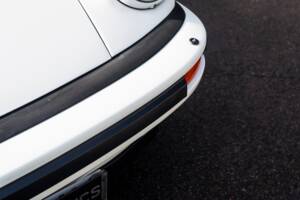 Bild 59/60 von Porsche 911 Carrera 3.2 (1987)