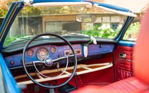 Image 15/36 of Volkswagen Karmann Ghia 1600 (1970)