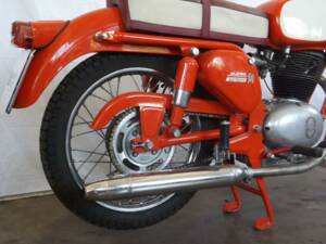 Image 18/50 de Gilera Giubileo 150 (1963)