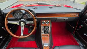 Image 21/34 of Alfa Romeo 1750 GT Veloce (1969)