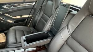 Image 44/91 of Porsche Panamera Turbo (2009)