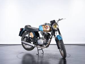 Immagine 6/50 di Gilera 125 (1967)