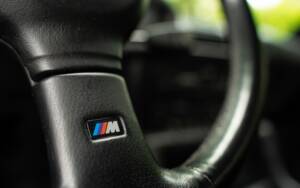Bild 32/45 von BMW M5 (1992)
