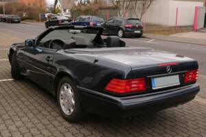 Immagine 4/17 di Mercedes-Benz SL 280 (1995)