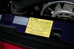 Bild 37/50 von Porsche 911 Turbo (1995)