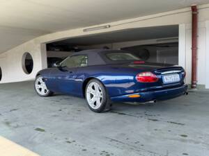 Bild 7/17 von Jaguar XKR (2002)