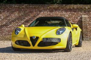 Image 8/50 of Alfa Romeo 4C Spider (2018)