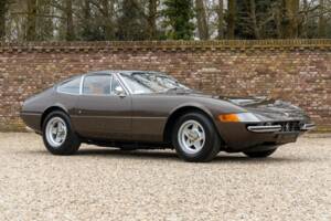 Image 49/50 de Ferrari 365 GTB/4 Daytona (1974)