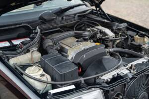 Image 11/83 de Mercedes-Benz E 220 (1996)