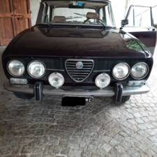 Imagen 1/8 de Alfa Romeo 2000 Berlina (1973)