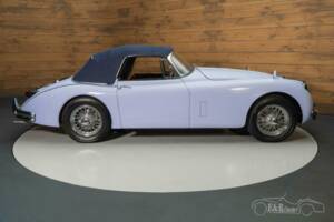 Image 9/19 de Jaguar XK 150 DHC (1960)