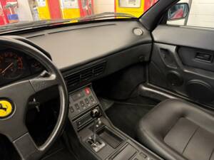 Bild 9/19 von Ferrari Mondial T (1994)