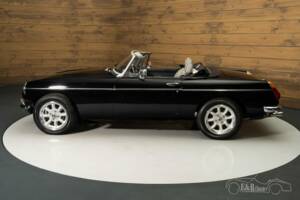 Image 7/8 de MG MGB V8 (1980)