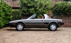 Image 2/50 of FIAT X 1/9 (1984)