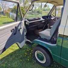 Image 13/78 de Volkswagen T3 Camper 1.9 (1987)