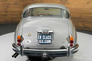 Image 14/19 de Jaguar Mk II 3.8 (1967)