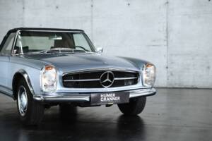 Immagine 11/40 di Mercedes-Benz 230 SL (1966)