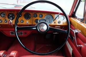 Image 42/48 of Bentley T 1 (1967)