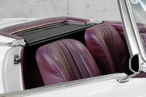 Afbeelding 31/40 van Mercedes-Benz 230 SL (1964)