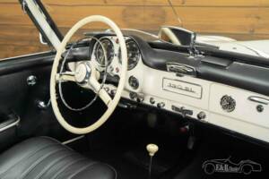 Image 9/19 of Mercedes-Benz 190 SL (1962)