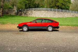 Image 9/25 of Alfa Romeo GTV 6 2.5 (1984)