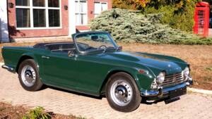 Image 3/10 of Triumph TR 4 (1965)