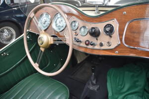 Image 15/26 of MG TD (1952)
