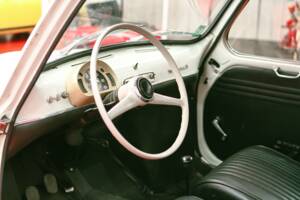 Image 17/32 of SEAT 600 D (1968)