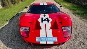 Image 13/47 de Ford GT40 (1965)