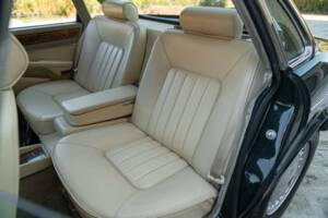 Image 38/50 de Daimler XJ 6 4.0 (1991)