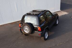 Image 31/55 de Toyota RAV4 (1995)