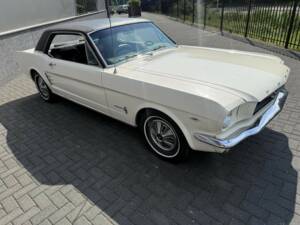 Image 5/40 of Ford Shelby GT 350 (1966)