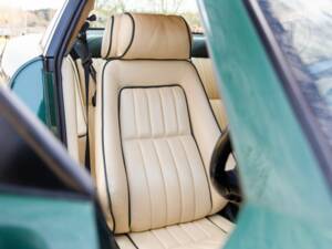 Imagen 37/50 de Aston Martin V8 Coupé (1996)