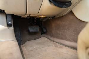Image 64/91 de Jaguar XK8 4.0 (2000)