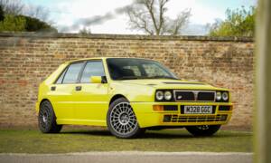Image 1/50 de Lancia Delta HF Integrale Evoluzione II (1994)