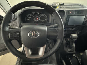 Image 4/22 of Toyota Land Cruiser GRJ79 (2024)