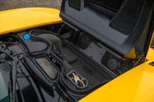 Imagen 38/39 de Ford GT (2005)
